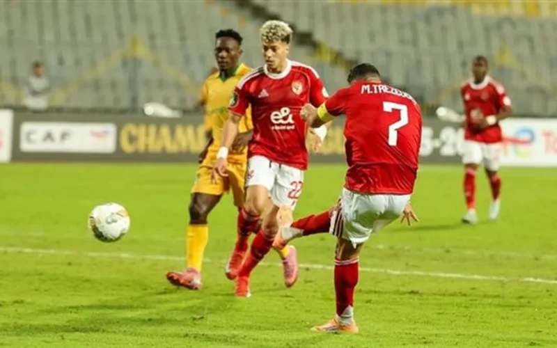 3 قنوات مفتوحة.. موعد مباراة الأهلي ويانج أفريكانز وموقف إمام عاشور من المشاركة